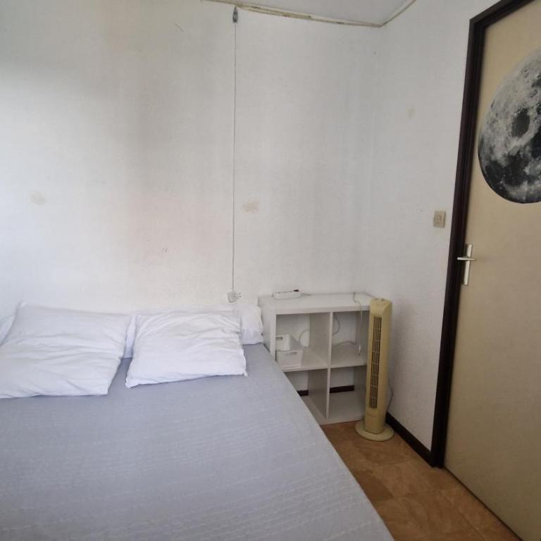 Appartement T2 dans résidence calme avec piscine - Appartement 1 Chambre - 4