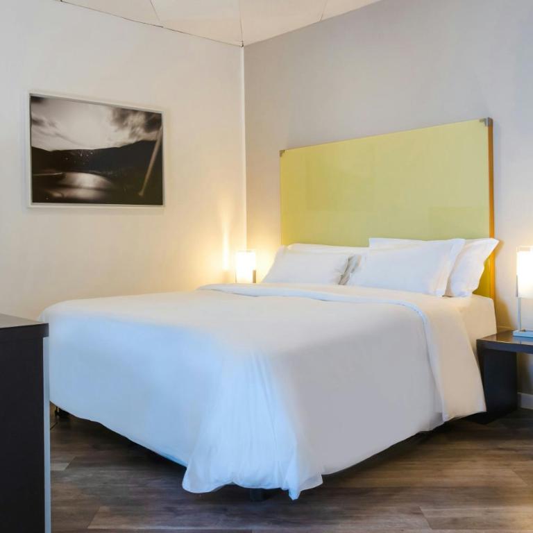 Four Points by Sheraton Catania Hotel - Deluxe Double - 2