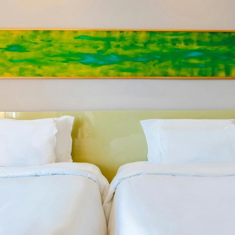 Four Points by Sheraton Catania Hotel - Deluxe Twin - 6