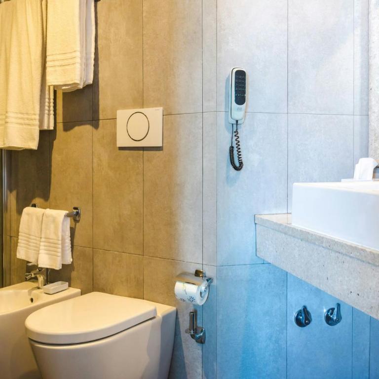 Four Points by Sheraton Catania Hotel - Deluxe Twin - 13