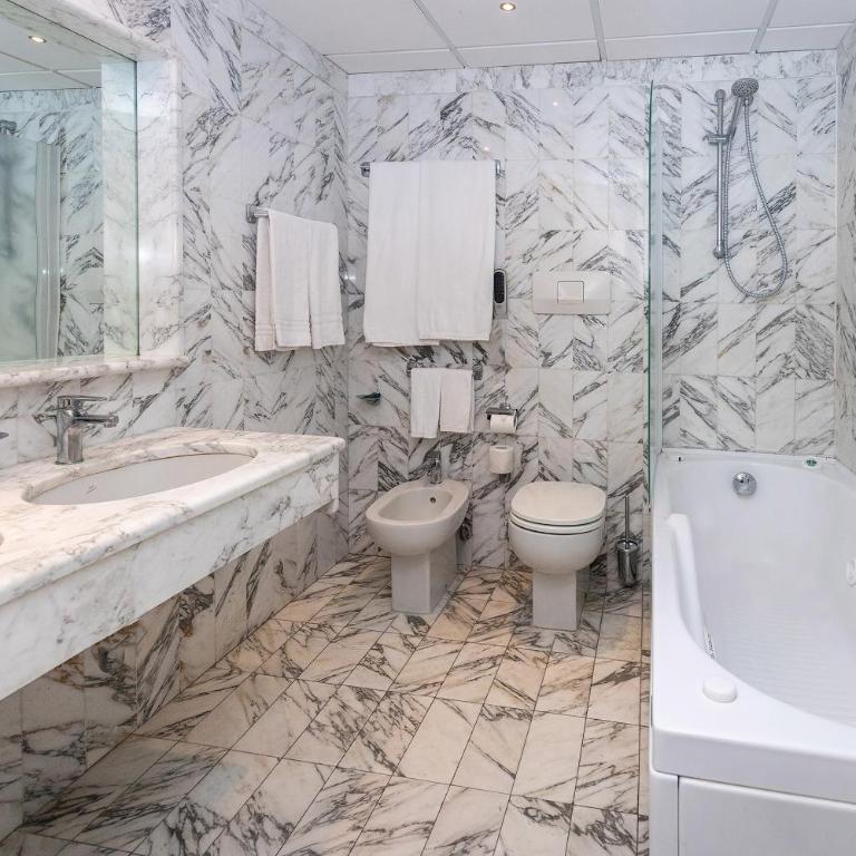 Four Points by Sheraton Catania Hotel - Junior Suite - 2