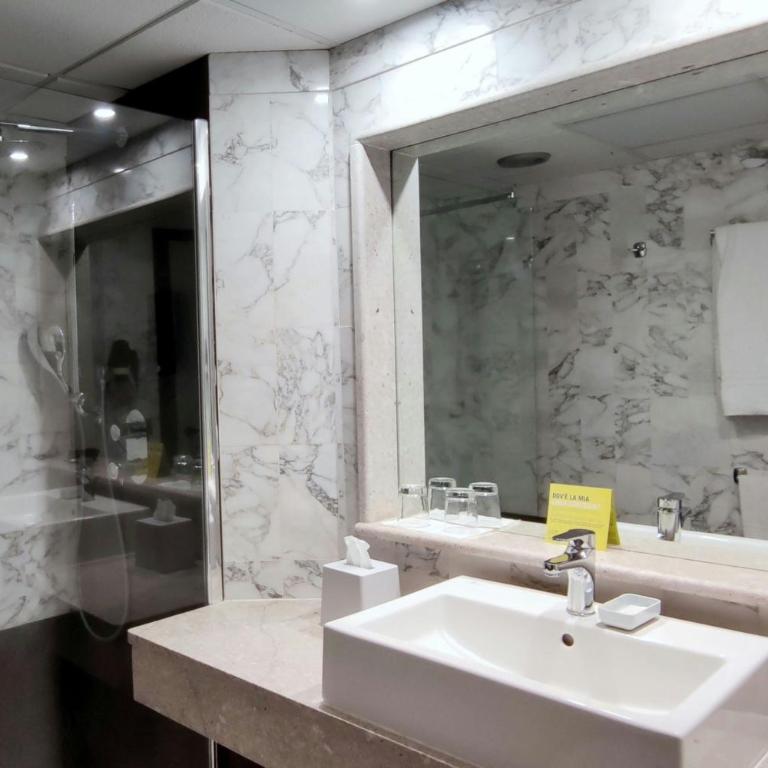Four Points by Sheraton Catania Hotel - Junior Suite - 4