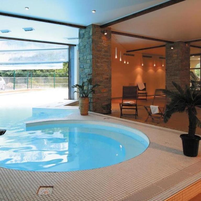 Appartement 4p, Piscine, Terrasse, Parking - Appartement 2 Chambres - 5