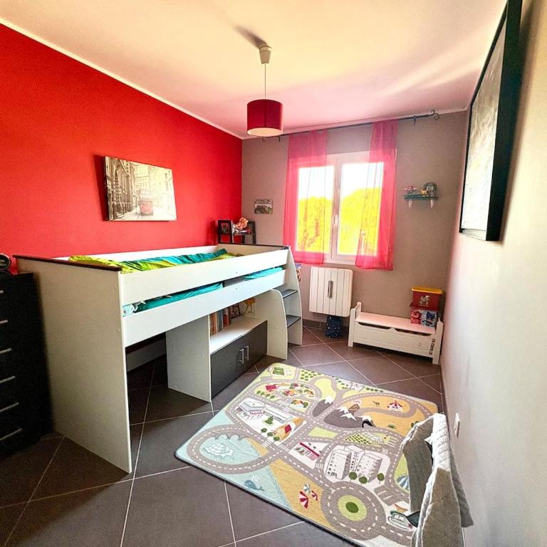 Maison avec piscine à proximité de la cité - Villa - 16