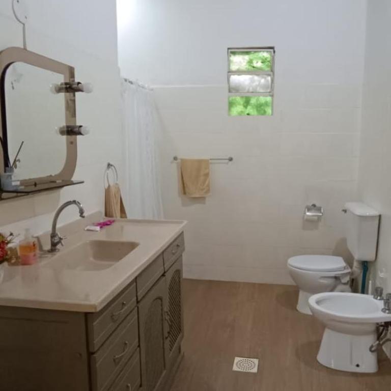 Mango Home - Casa privada con pileta - Three-Bedroom Home - 3