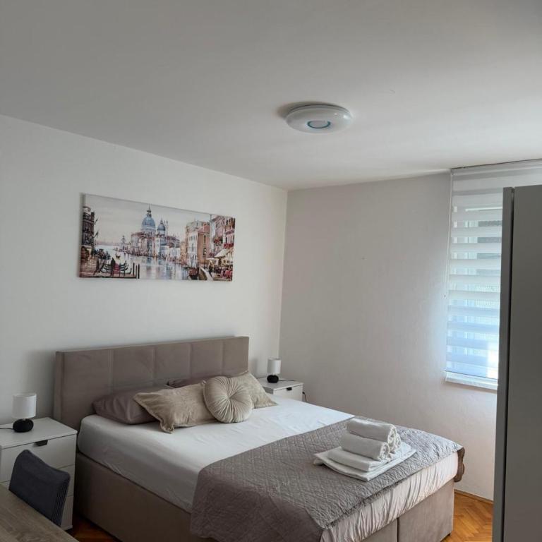 Emama Residence Mostar - Apartman sa 2 Spavaće Sobe i Balkonom - 7