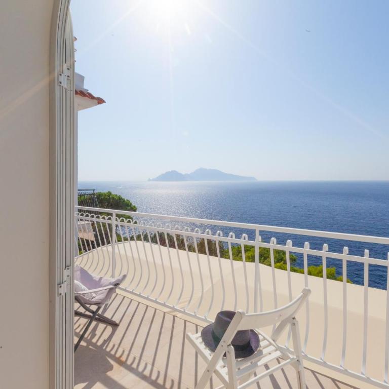 AMORE RENTALS - Villa Domus Franca - Villa con Vista Mare - 61