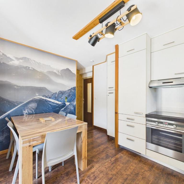 Appartement lumineux avec terrasse, parking et WIFI aux Gets - FR-1-623-126 - Appartamento - 10