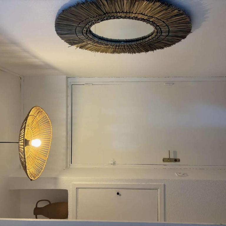 Studio rénové en centre-ville, clim à 100m de la plage - FR-1-308-216 - Studio - 15