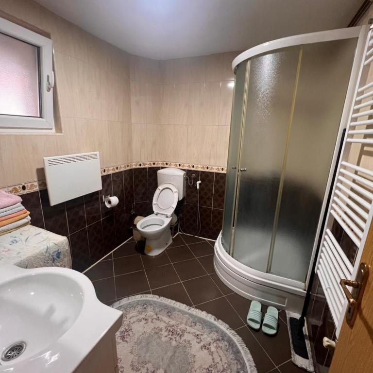 Airport Comfort Stay - Apartman sa 3 Spavaće Sobe - 5