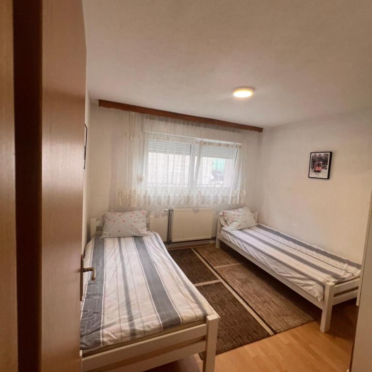 Airport Comfort Stay - Apartman sa 3 Spavaće Sobe - 10