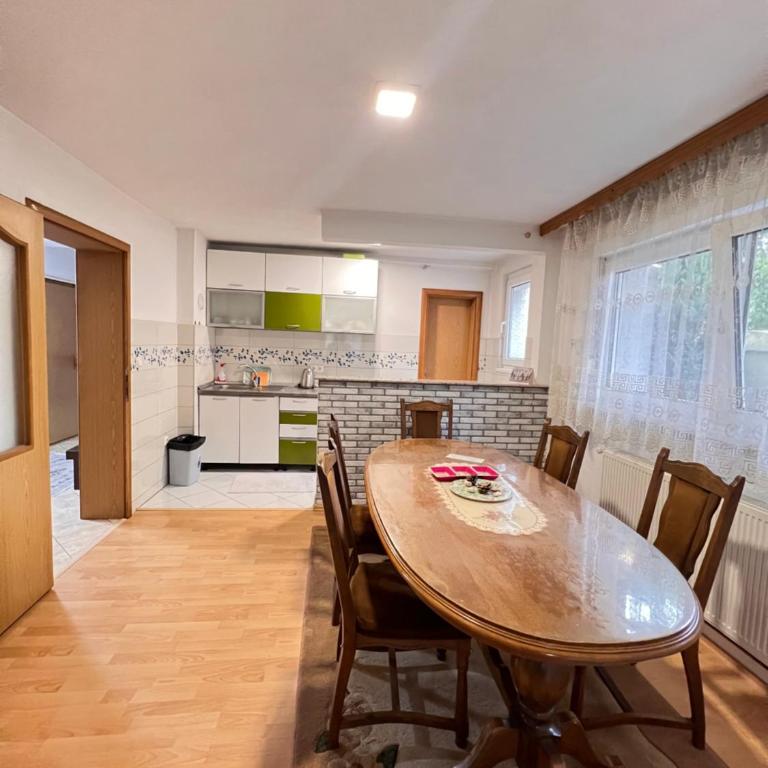 Airport Comfort Stay - Apartman sa 3 Spavaće Sobe - 11