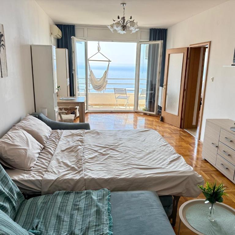 Sea Time Apartment - One-Bedroom Apartment with Balcony and Sea View - 3