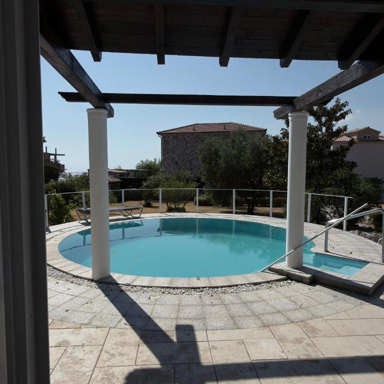 Villa Bay - Two-Bedroom Villa - 1