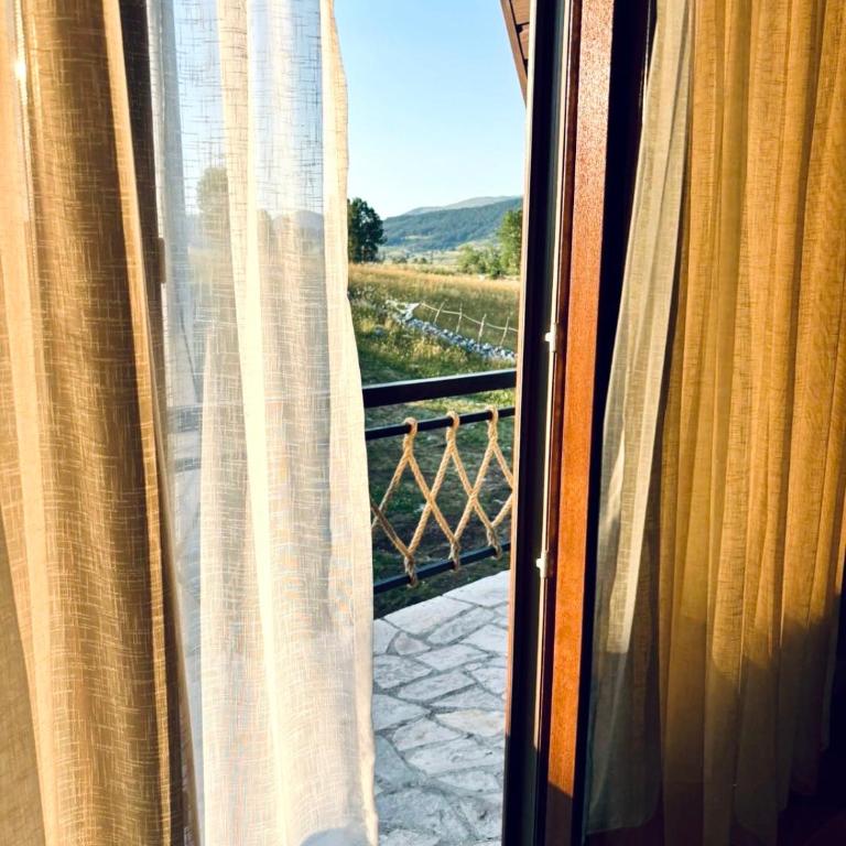 Guest House Lena 2 - Koliba sa 2 Spavaće Sobe - 10