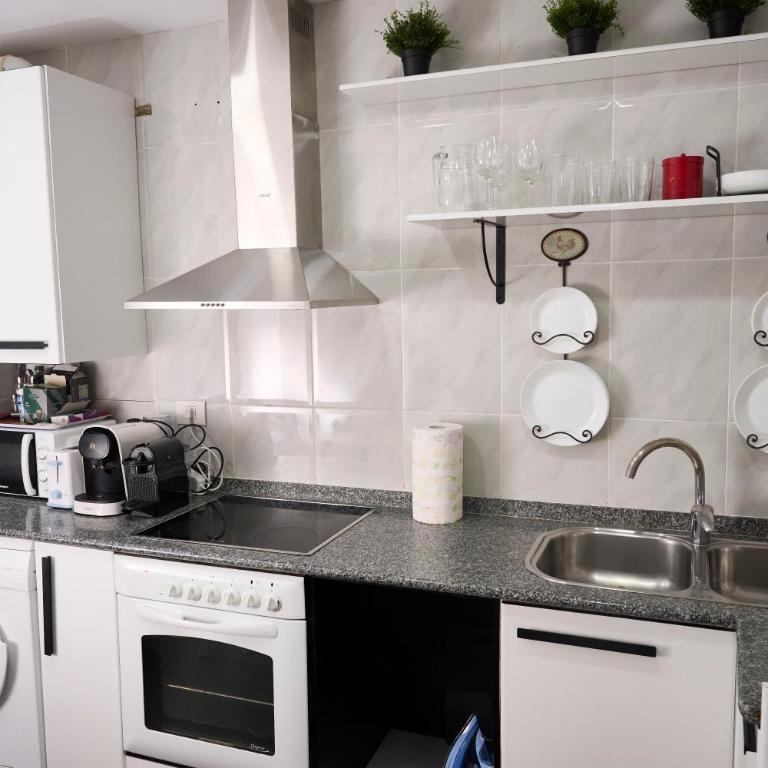 Museo by Oasis Bilbao EBI03117 - Appartement 3 Chambres - 6