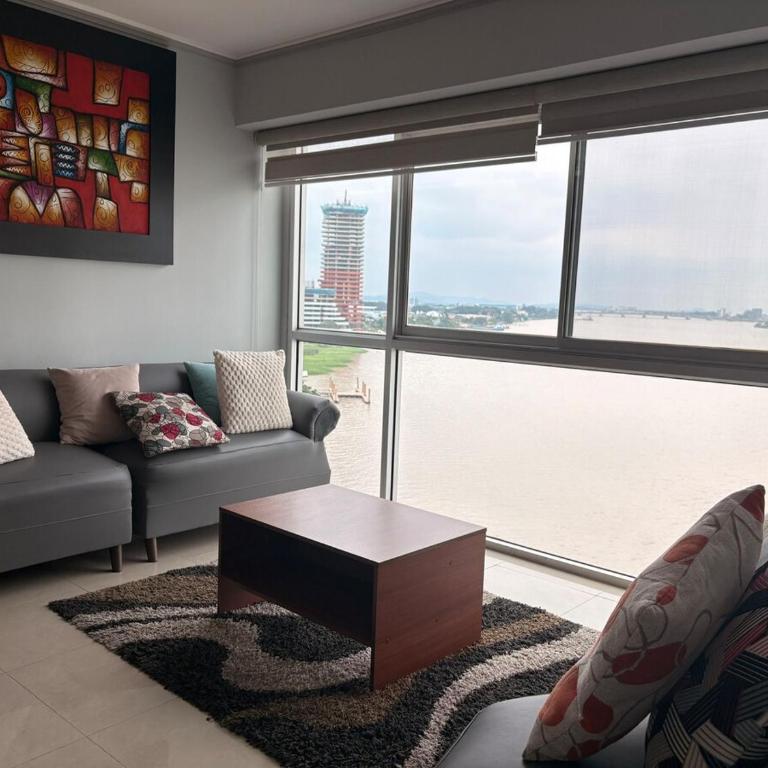 Suite in Puerto Santa Ana with views of the river and Las Peñas - Apartamento de 2 dormitorios - 4
