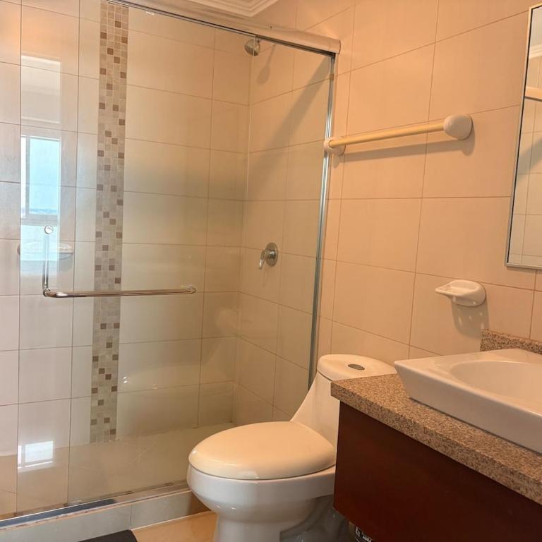 Suite in Puerto Santa Ana with views of the river and Las Peñas - Apartamento de 2 dormitorios - 12