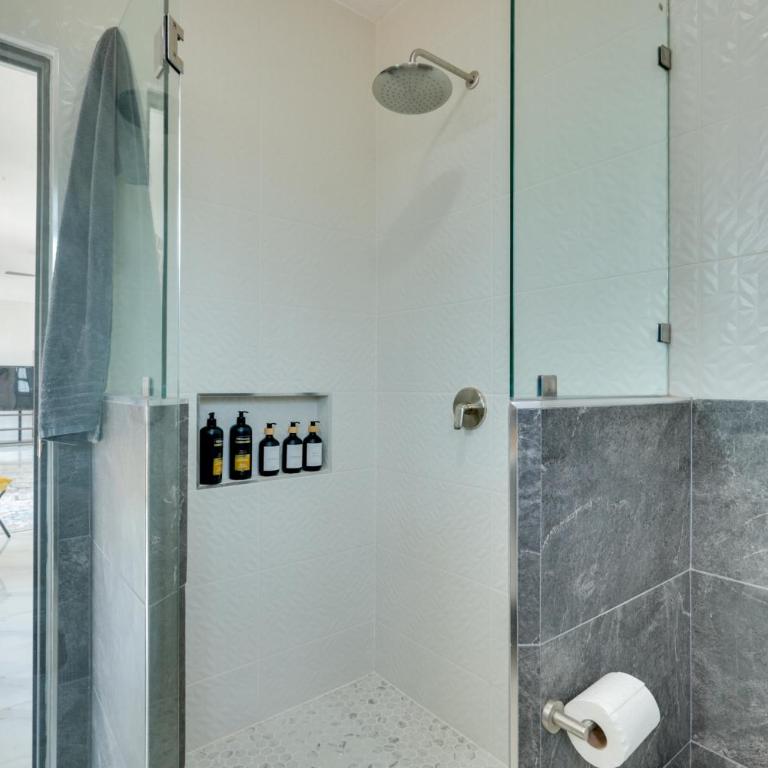Stylish & Spacious Unit w/ Deck in Cuernavaca - Casa - 18