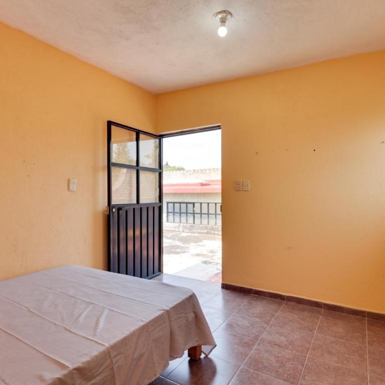Stylish & Spacious Unit w/ Deck in Cuernavaca - Casa - 26