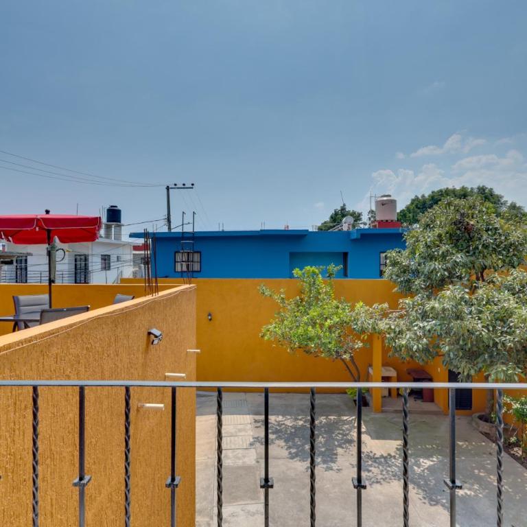 Stylish & Spacious Unit w/ Deck in Cuernavaca - Casa - 32