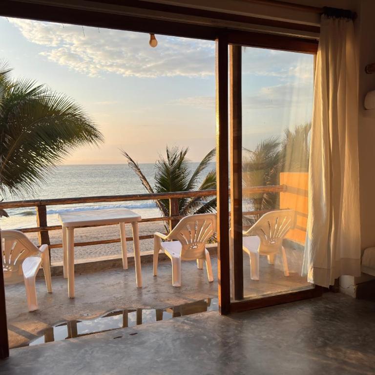 Hotel Peña Linda Bungalows - Family Room with Sea View - 26