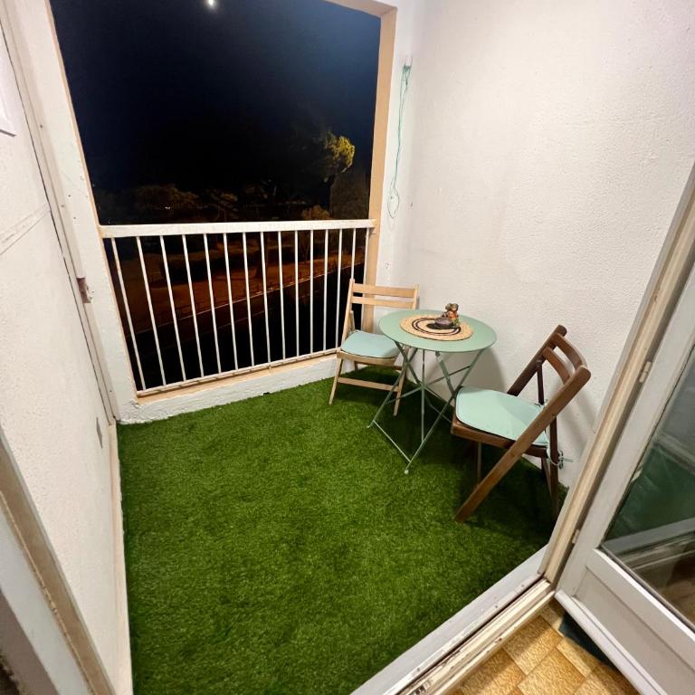 C19 Saint Loup - One-Bedroom Apartment - 18