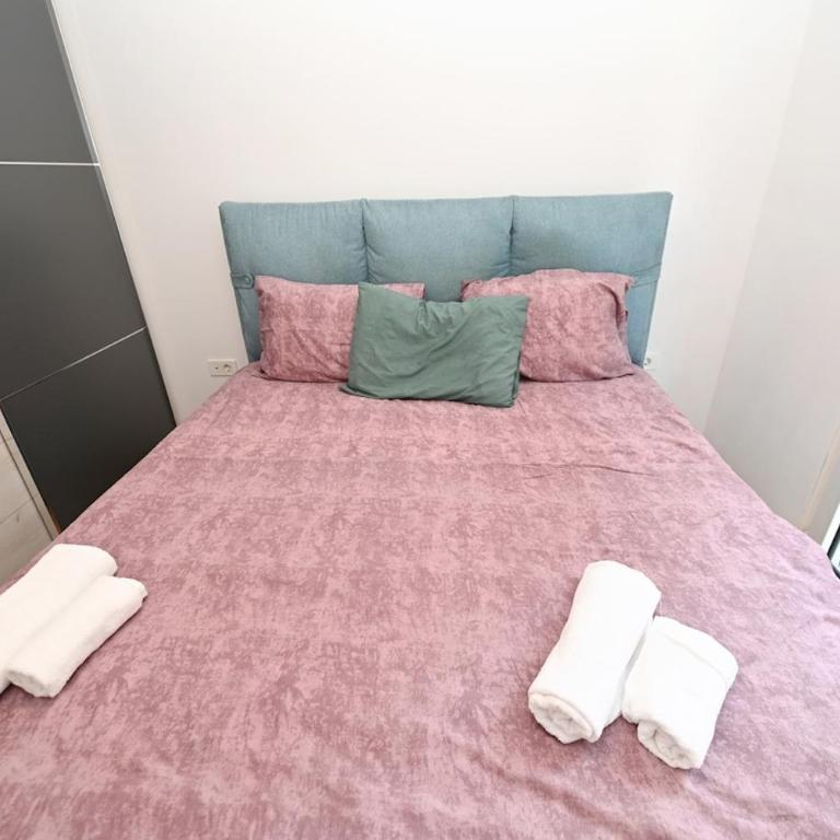 VAB Apartment - Two-Bedroom Apartment with Terrace - 3