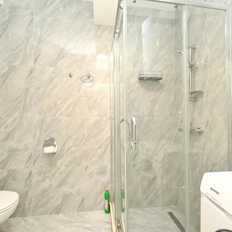 VAB Apartment - Two-Bedroom Apartment with Terrace - 11