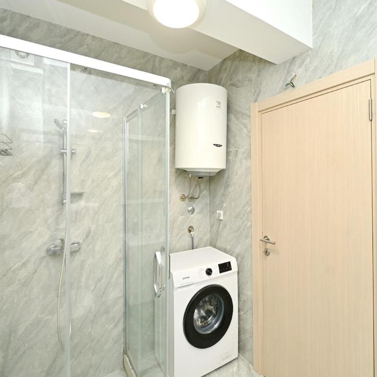 VAB Apartment - Two-Bedroom Apartment with Terrace - 10