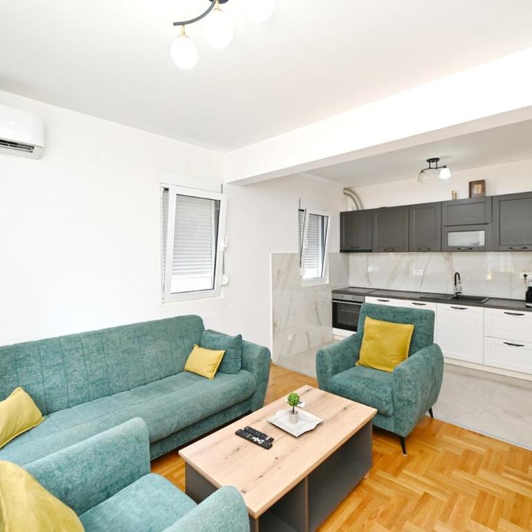 VAB Apartment - Two-Bedroom Apartment with Terrace - 25
