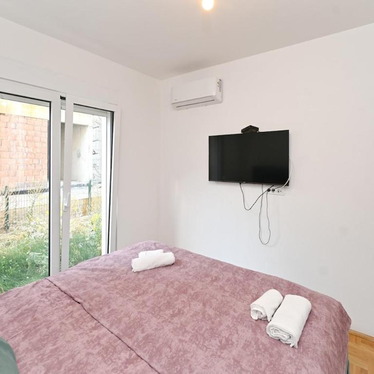 VAB Apartment - Two-Bedroom Apartment with Terrace - 44