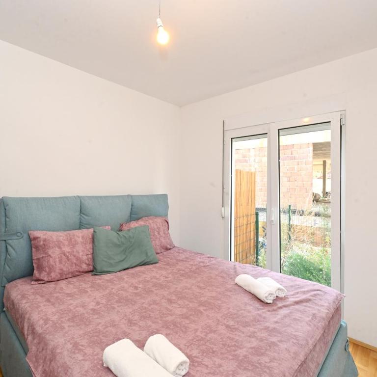 VAB Apartment - Two-Bedroom Apartment with Terrace - 59