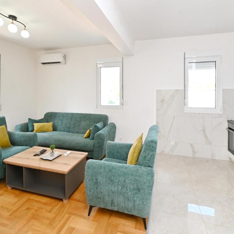 VAB Apartment - Two-Bedroom Apartment with Terrace - 61