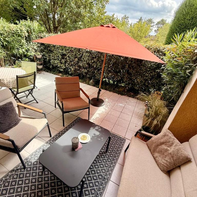 appartement T2 Aix en Provence parking gratuit terrasse calme commerces - Apartamento de 1 dormitorio con terraza - 1