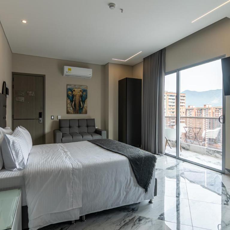 Hotel Colores Estadio - Superior Studio with Balcony - 1