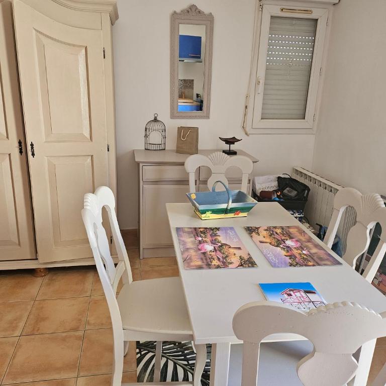 Cozy studio with terrace, Les Chalets beach - One-Bedroom Apartment - 19