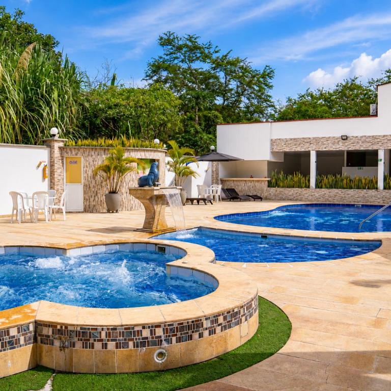 Hotel Campestre Santa Catalina - Triple Room - 1