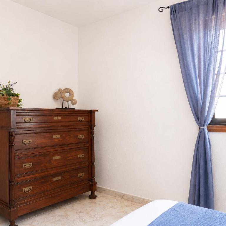 Bright House, Pool & Workspace near Medano Beach - Three-Bedroom Apartment - 28