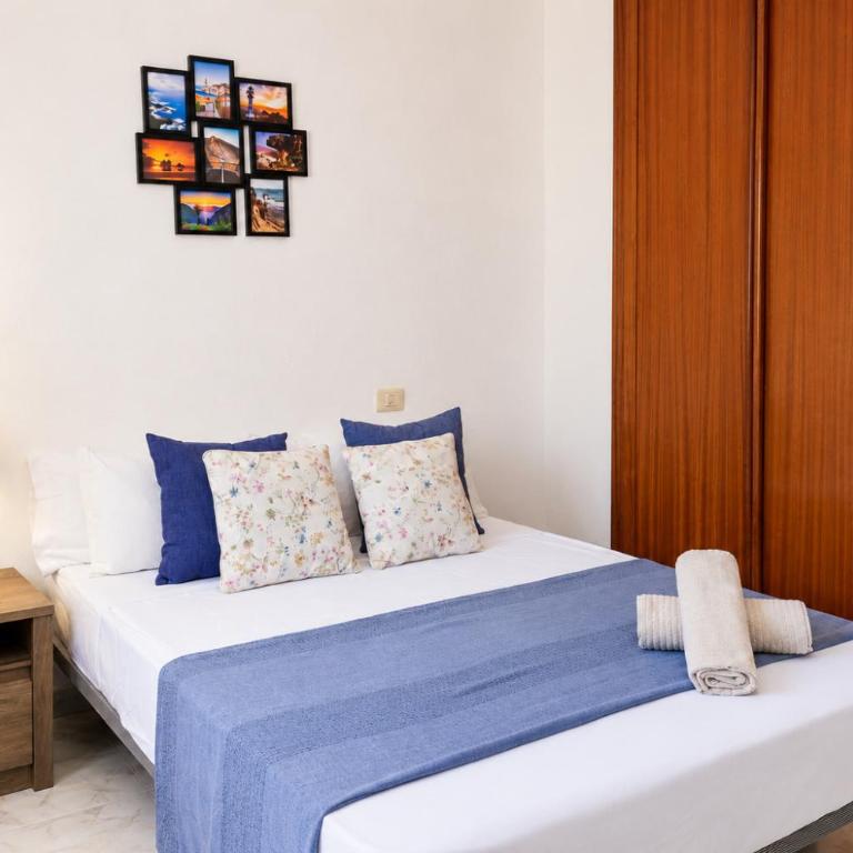 Bright House, Pool & Workspace near Medano Beach - Three-Bedroom Apartment - 25