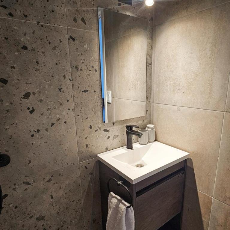 Frente al Aldrey, Estudio Boutique cerca del mar - One-Bedroom Apartment - 5