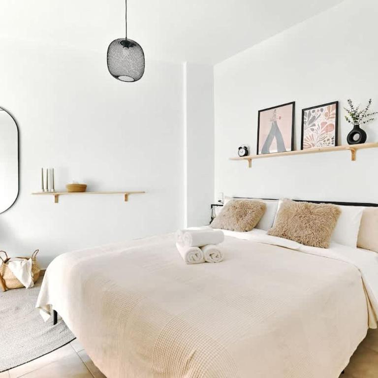 Modern Relax Oasis with Pool, 150m from the Sea - Apartamento de 2 dormitorios con vistas a la piscina - 2