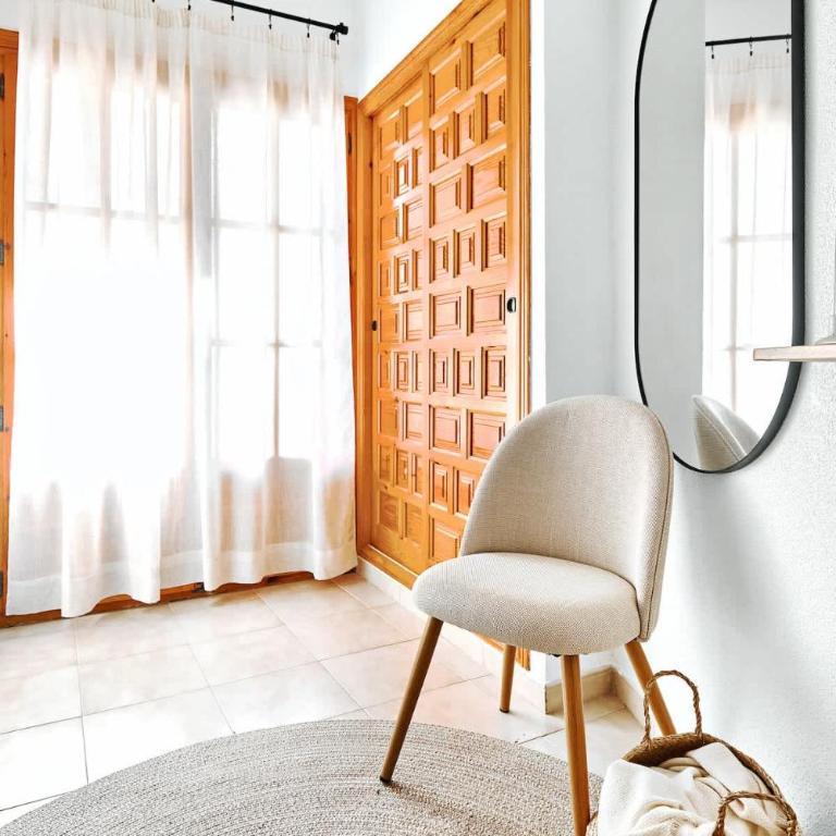 Modern Relax Oasis with Pool, 150m from the Sea - Apartamento de 2 dormitorios con vistas a la piscina - 19