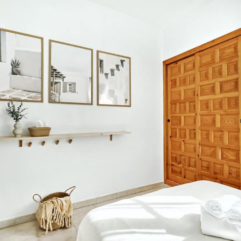 Modern Relax Oasis with Pool, 150m from the Sea - Apartamento de 2 dormitorios con vistas a la piscina - 28