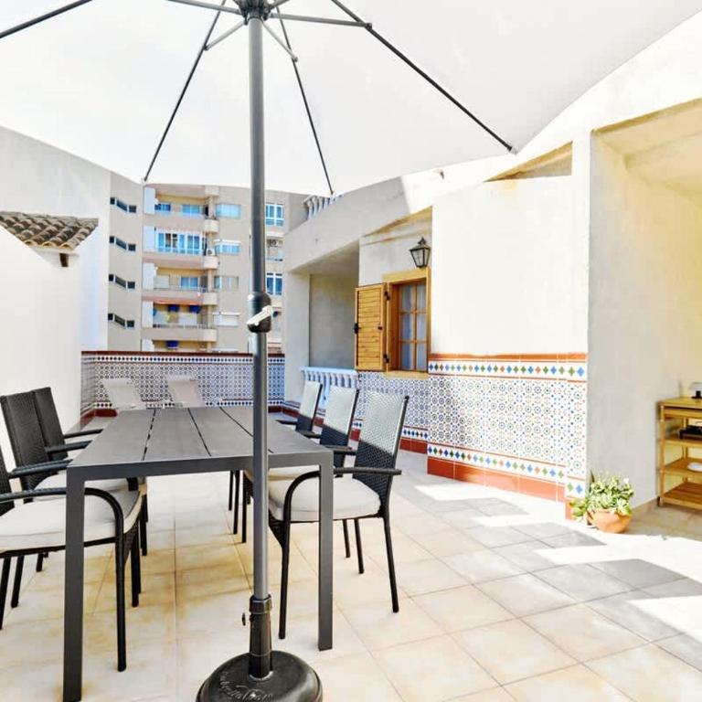 Modern Relax Oasis with Pool, 150m from the Sea - Apartamento de 2 dormitorios con vistas a la piscina - 35