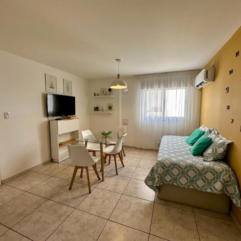 Urban Alberdi Dpto con cochera, pileta y seguridad 24 hs cerca de Plaza de la Música, Hospital de Clínicas , Nuevocentro Shopping, Hotel Quinto Centenario - One-Bedroom Apartment - 5