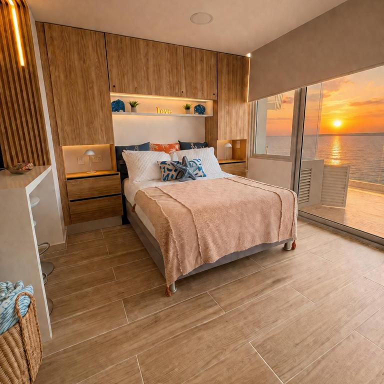 Sunset Frente al Mar -Piscina - Cerca Aeropuerto - One-Bedroom Apartment with Balcony and City View - 8
