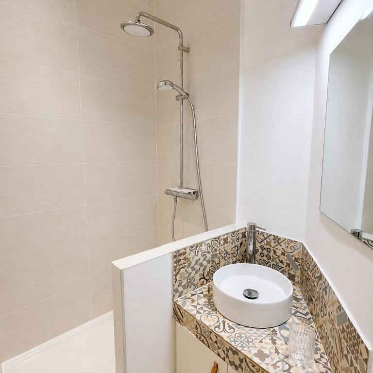 Appartement T4 Le Secret d'Écusson Centre Ville Montpellier - Apartment mit 3 Schlafzimmern - 15
