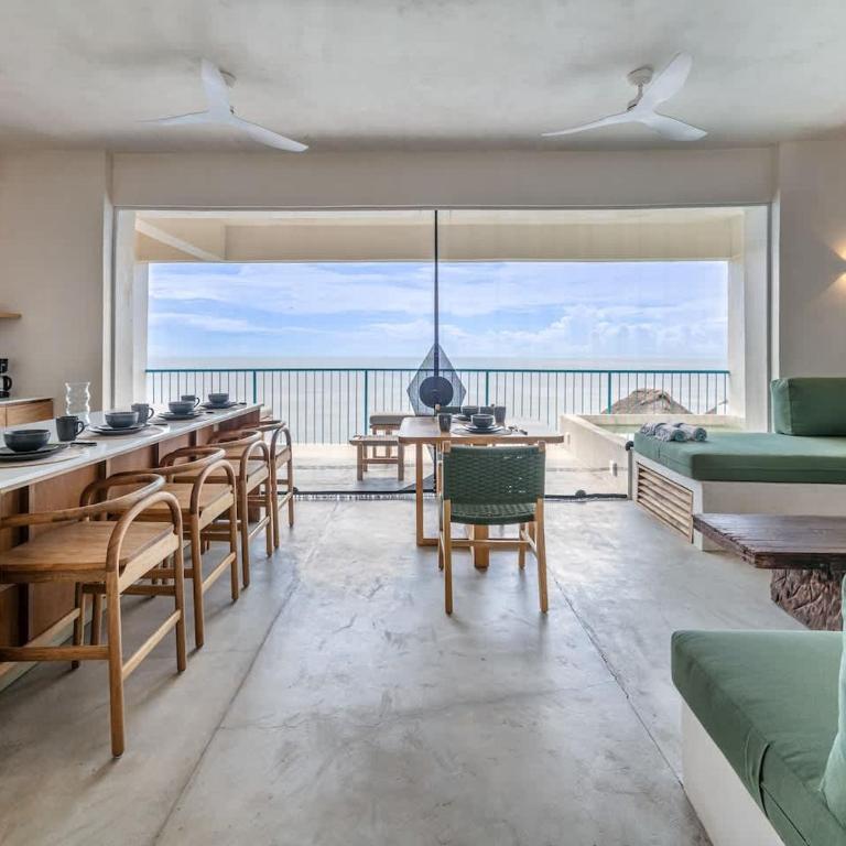 Oceanfront Luxury at The Tower at La Escondida - Apartment - 2