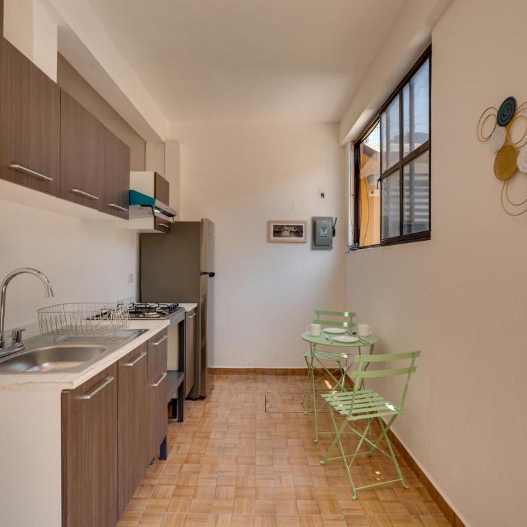 7 Mi to Borda Garden, Guest House w/ Courtyard - Casa - 7